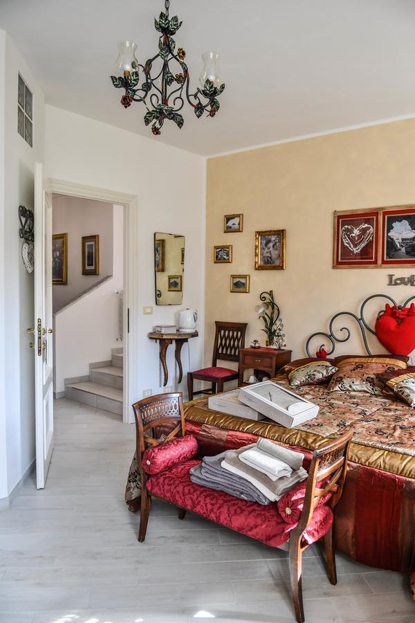 La Terra Di Mingo Bed and Breakfast Vado Ligure Eksteriør billede