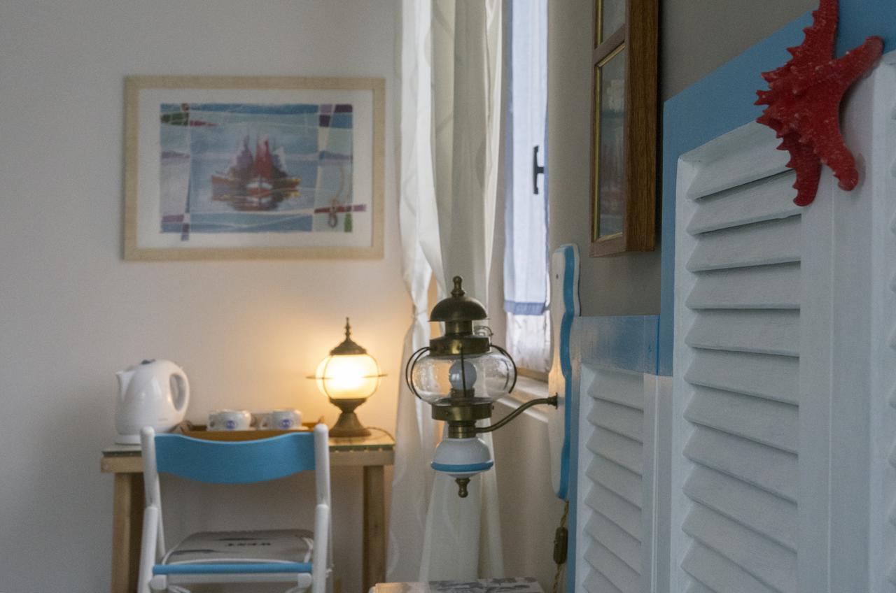 La Terra Di Mingo Bed and Breakfast Vado Ligure Eksteriør billede
