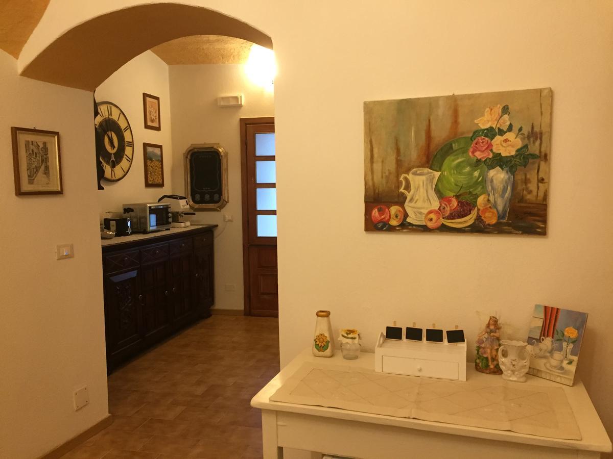 La Terra Di Mingo Bed and Breakfast Vado Ligure Eksteriør billede